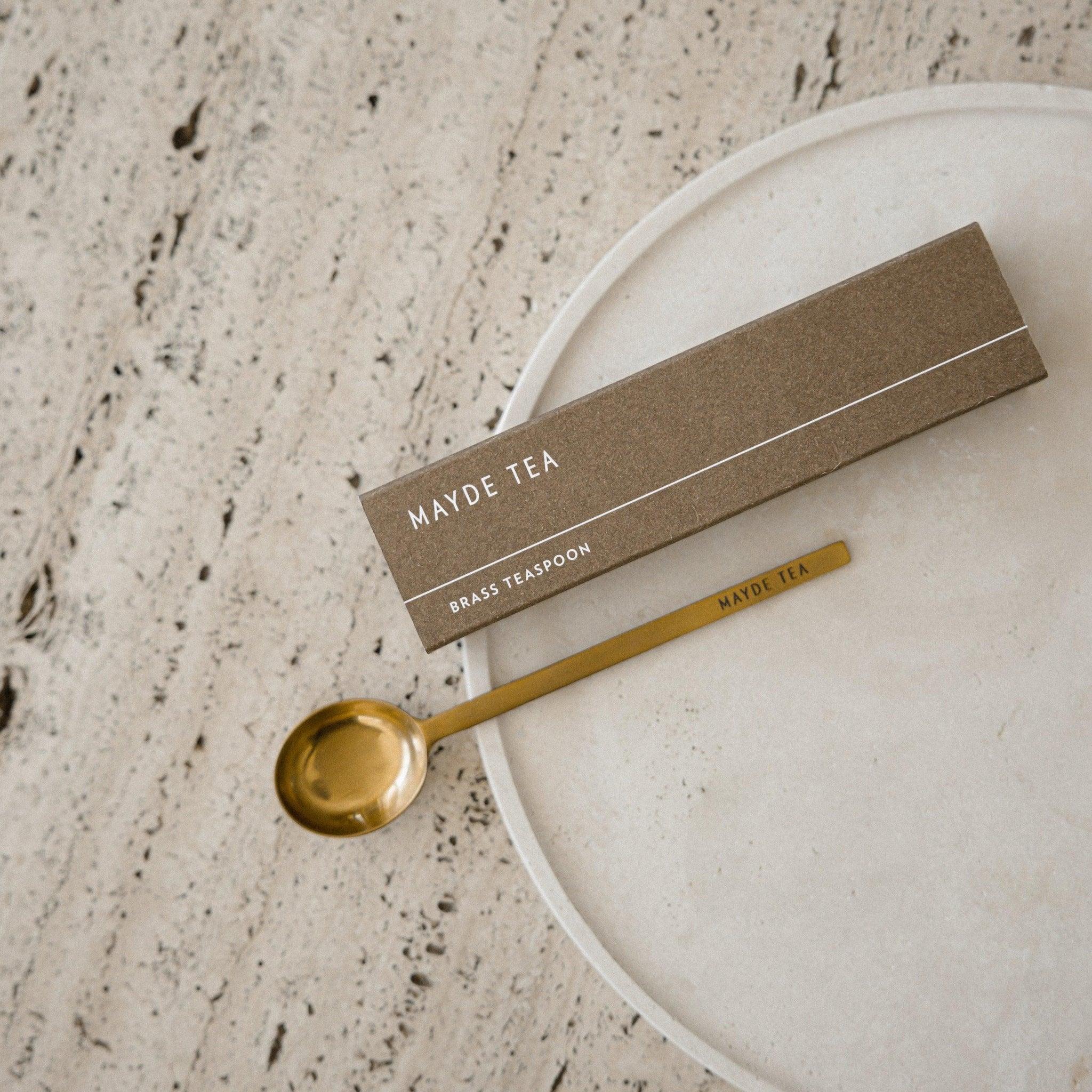 Crafted with from high grade stainless steel with a brass-look coating, our teaspoon combines sophistication, quality and function.